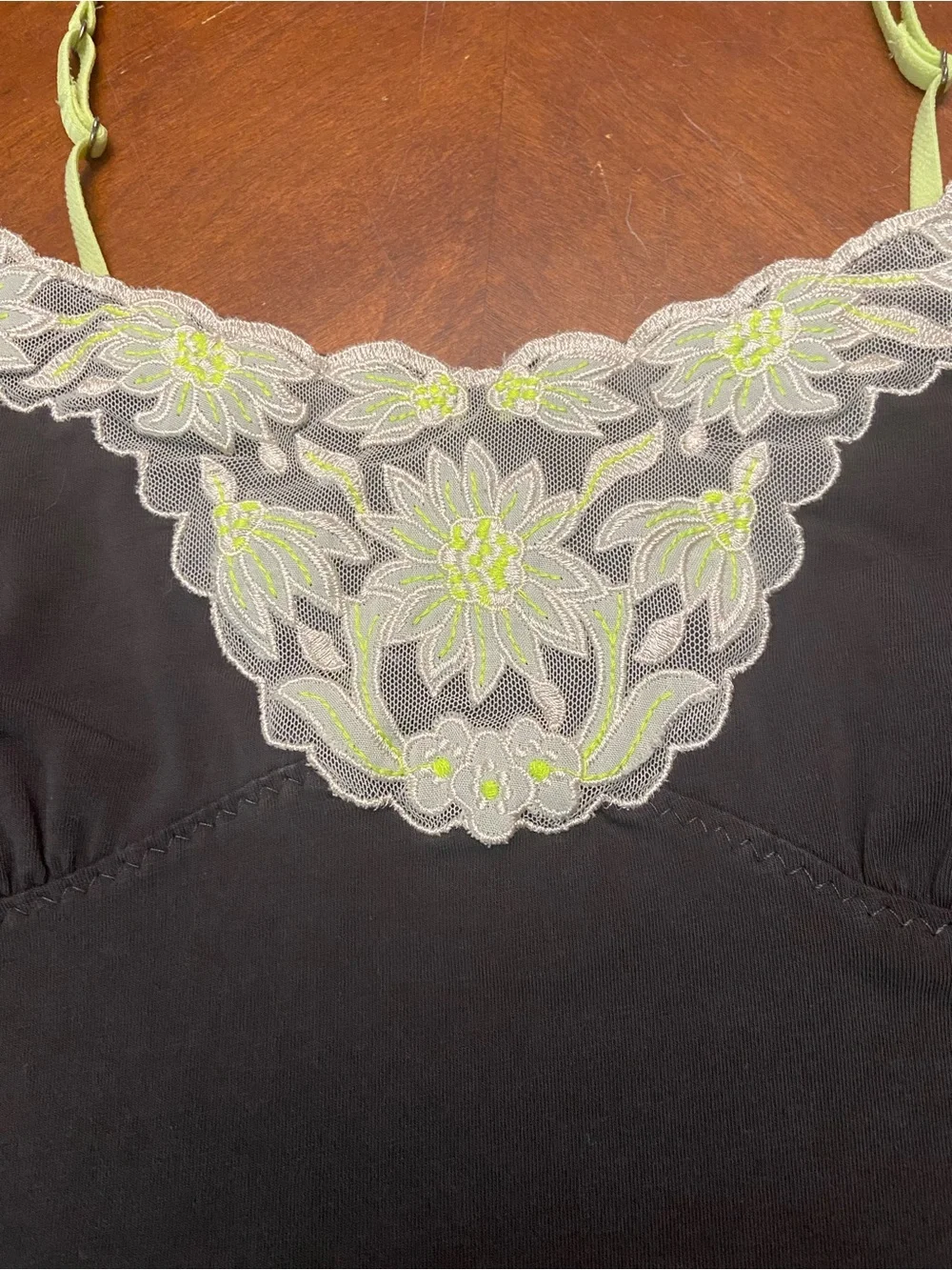 American Eagle Outfitters Charcoal Grey Cami with Neon Green Lace Accents Size M - Picture 5 of 7